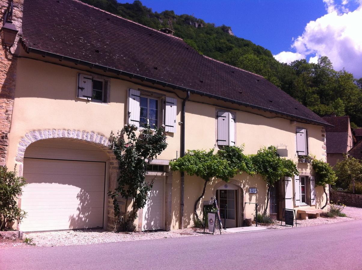 Les Trois Cloches Bed and Breakfast Baume-les-Messieurs Exterior foto