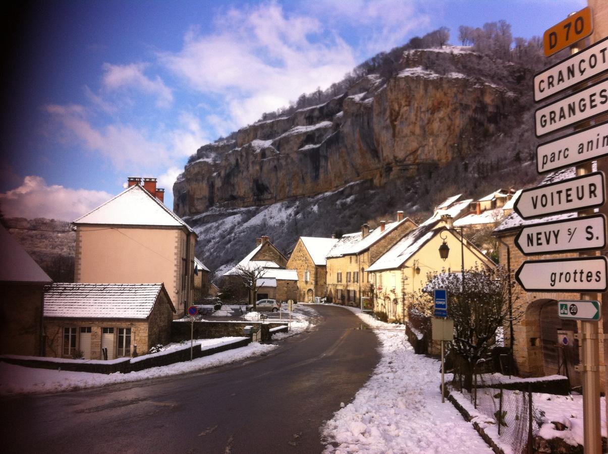 Les Trois Cloches Bed and Breakfast Baume-les-Messieurs Exterior foto